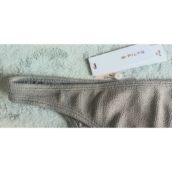 PILYQ SAND REEF -REEF TEENY NWT BIKINI BOTTOM SIZE M - Picture 4 of 9